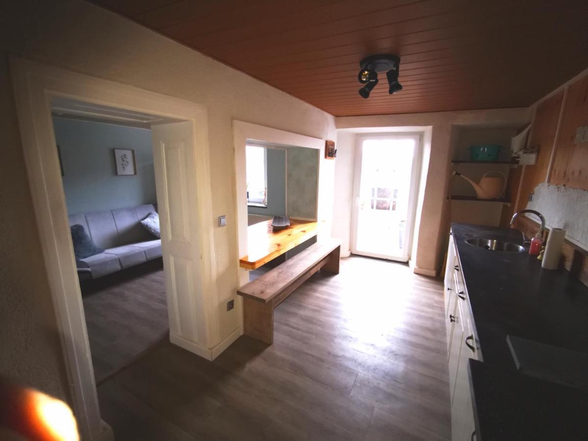 Mooi Ruim Appartement In Antieke Stadsboerderij Schönecken Екстериор снимка